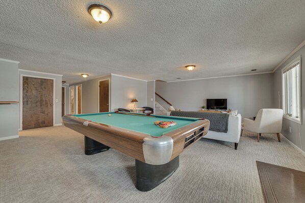 House (4 Bedrooms) | Interior