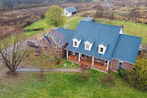 House (5 Bedrooms) | Front of property