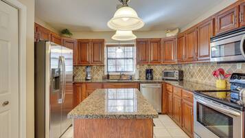 Rumah (4 Bedrooms) | Interior