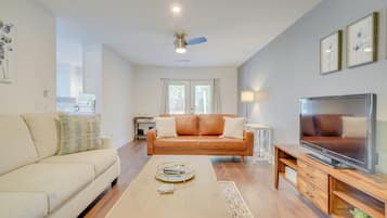 House (4 Bedrooms) | Front of property