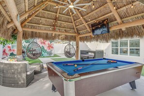 House (5 Bedrooms) | Front of property