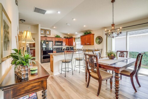 Screened Lanai & Grill: Home in The Villages