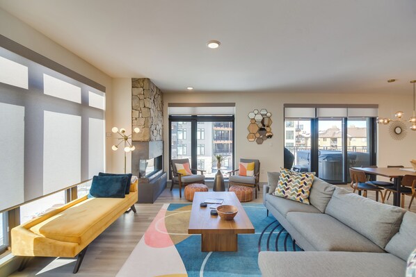 Interior - Winter Park Condo w/ Hot Tub, Balcony & Shuttle! (Winter Park)