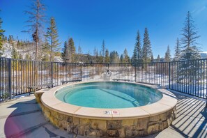 Interior - Winter Park Condo w/ Hot Tub, Balcony & Shuttle! (Winter Park)