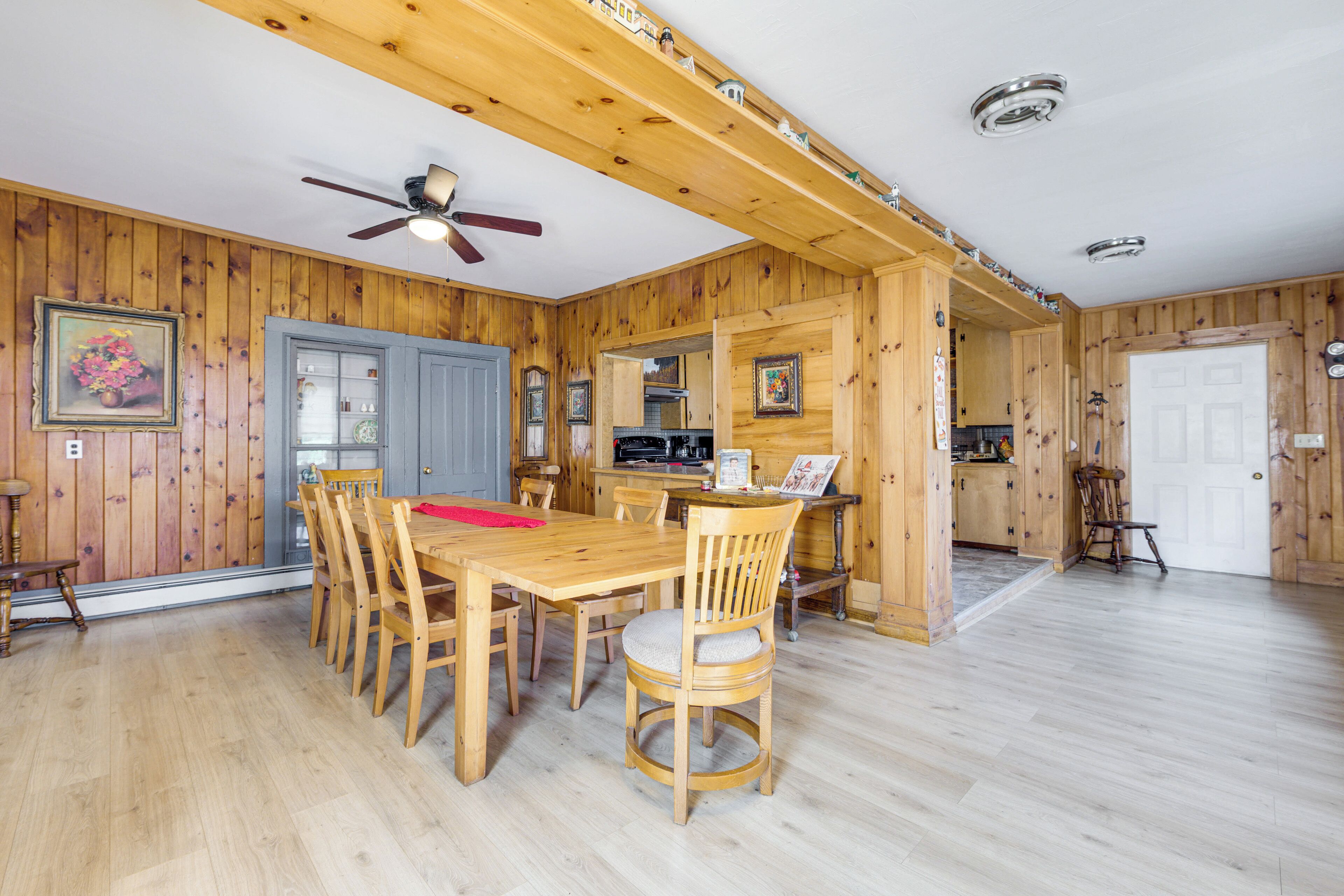 House (4 Bedrooms) | Interior