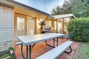 House (3 Bedrooms) | Interior - Walk to Dallas/at&t Stadium: Family Home w/ Patio! (Arlington)