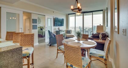 Resort-style Biloxi Condo: Walk to the Beach!