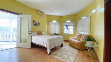 1 bedroom, iron/ironing board, cots/infant beds, free WiFi