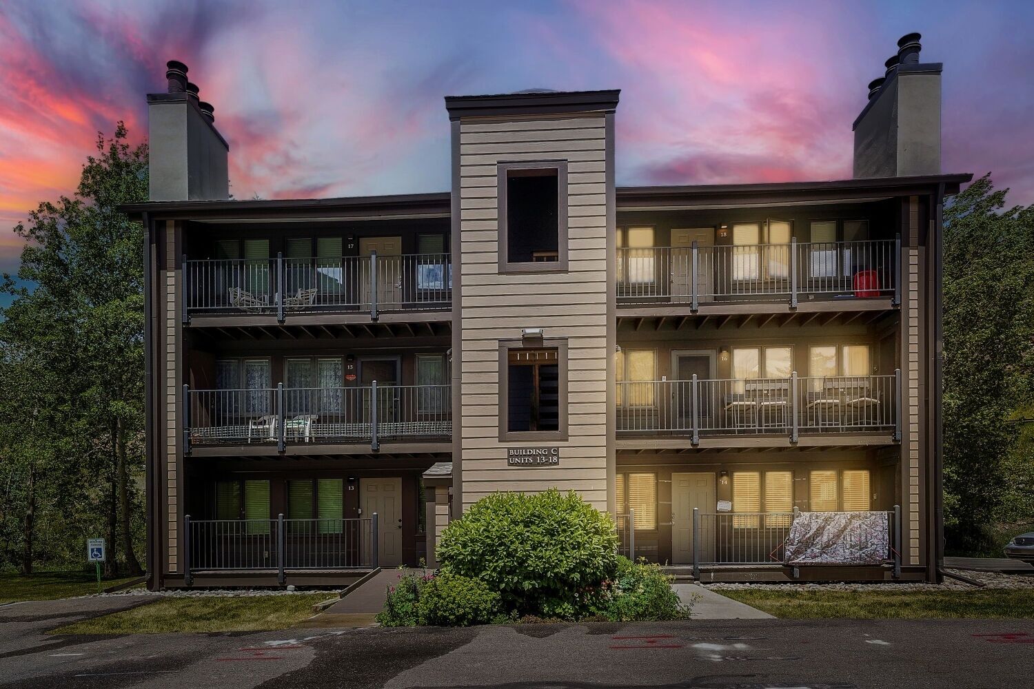Condo, 3 Bedrooms | Exterior