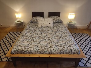 1 makuuhuone, silitysrauta/-lauta, ilmainen Wi-Fi, vuodevaatteet