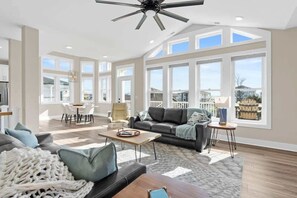 TV, fireplace, offices