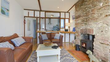 Cottage | Living area