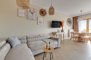 Apartamento luxo | 2 quartos, individualmente mobiliados, Wi-Fi de cortesia, roupa de cama