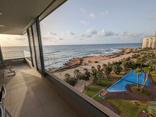 Luxury 3-Bedroom Seafront Apartment with Terraces and Stunning Sea Views
