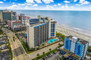 Exterior - Amazing Direct Modern 2nd Floor Oceanfront w Fireplace (Myrtle Beach)