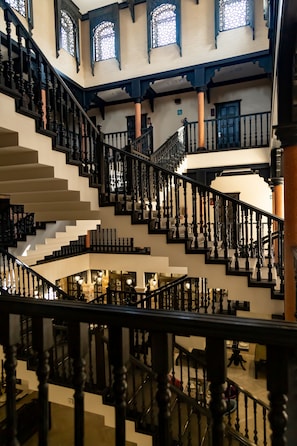 Staircase - RASODA HOTEL AND RESTAURANT (Tashkent)