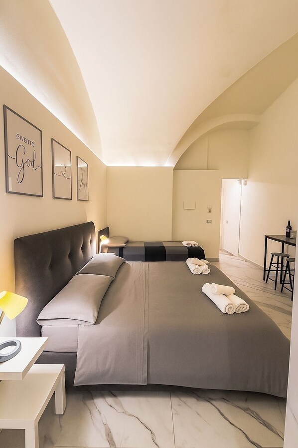 2 Schlafzimmer, Bügeleisen/Bügelbrett, kostenloses WLAN, Bettwäsche