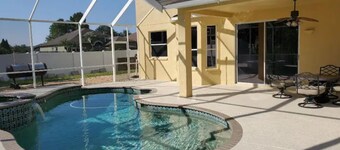 Large Pool Home for Fun, Faith & Family!


