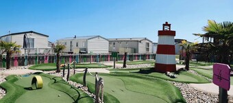 5 min walking to the beach! Cozy fully equipped Melrose Caravan, Leysdown-on-Sea