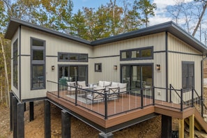 Terrace/patio - Natures Nook by Innsbrook Vacations! (Innsbrook)