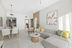 Classic Apartment | Living area | 43-inch Smart TV with digital channels - Silkhaus AG Tower (Dubai)