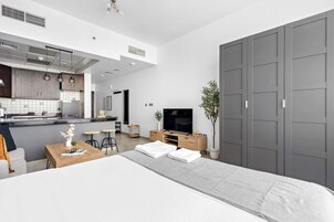 Estúdio superior, 1 cama Queen, para não fumantes | Roupas de cama premium