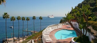 Townhome 1B|1B Villa, AC + Central Heat, Ocean Views, Golf Cart