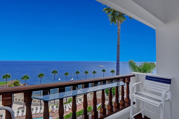 Property grounds - Townhome 1B|1B Villa, AC + Central Heat, Ocean Views, Golf Cart (Avalon)