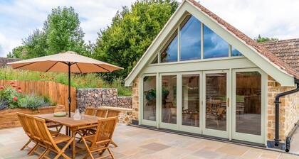 Little Hideaway - Vier Schlafzimmer Villa, Schläft 8