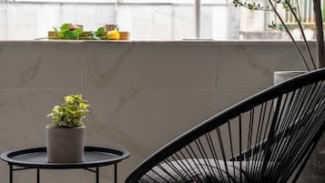 Luxury Double Room, 1 Queen Bed, Hot Tub, City View | Balcony