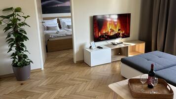 1 chambre, bureau, fer et planche à repasser, Wi-Fi