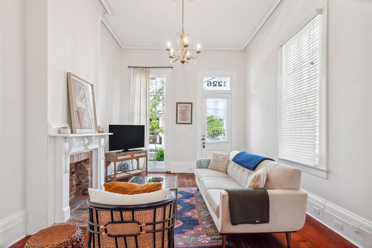 Lower Garden District, Prime location, Pet friendly, Renovated
