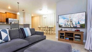 Living area - Near to Disney! Paradise Townhouse Private Pool (Kissimmee)