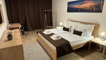 1 camera, ferro/asse da stiro, Wi-Fi, lenzuola