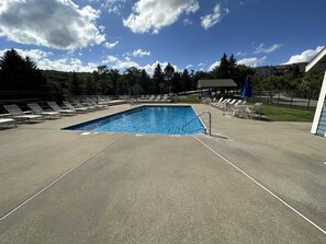 Pool - Seven Springs, Sleeps 8 / 3BR, Ski In/Out, POOL (Champion)