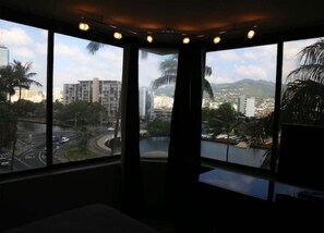 Interior - Private Modern Luxury Studio Waikiki (Honolulu)