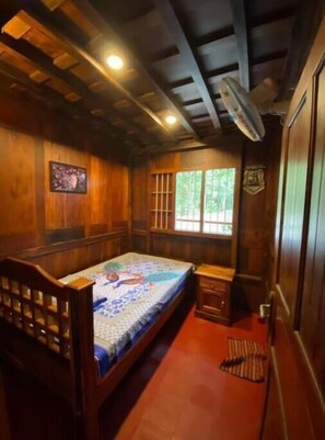 2 bedrooms, desk, free WiFi