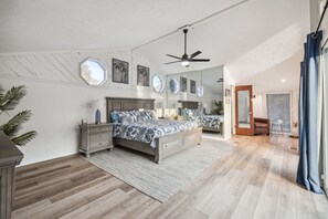 ハウス 2 ベッドルーム テラス | 2 室のベッドルーム、客室ごとに異なる装飾、デスク、ノートパソコン用作業スペース