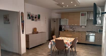 Ground floor apartment of a private central cottage just minutes from the sea