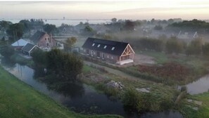 Esterni