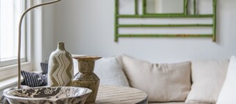 Lovely end of terrace holiday home with a wonderful, quirky vibe, blending art deco with mid-century