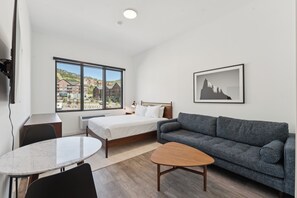 Hypo-allergenic bedding, pillow-top beds, blackout curtains