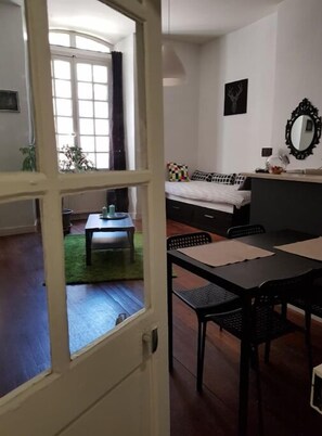 Interior - Vaste Studio Dans Quartier Historique (Blois)