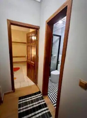 Bathroom - Chic urban - Residence Ethan Nji (Yaoundé)