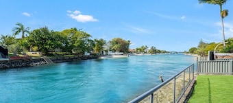 Waterfront Oasis: 4BD, Pool & Spa