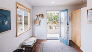 Unclassified image, 3 of 18, button - Top 1% | 4min->JTNP+Town|Cinema|Hot Tub|Fire Pit (Joshua Tree)