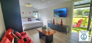 1 chambre, fer et planche à repasser, Wi-Fi gratuit, draps fournis