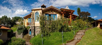 Llullu Llama Mountain Lodge