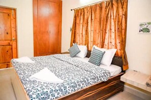3 bedrooms, free WiFi, bed sheets