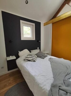 1 chambre, Wi-Fi, draps fournis